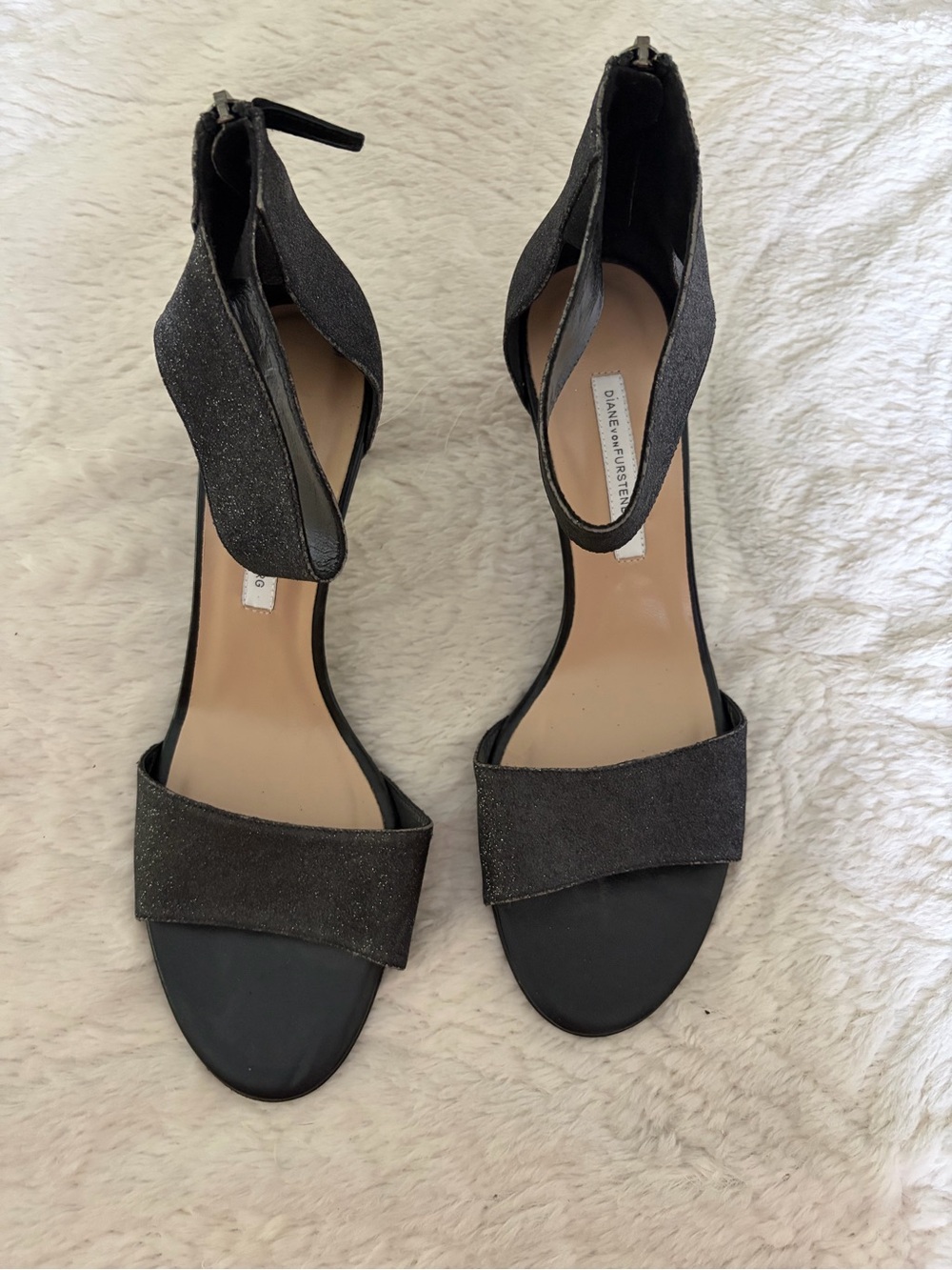 Diane Von Furstenberg Kinder Black Sparkle Open-Toe Heeled Sandals